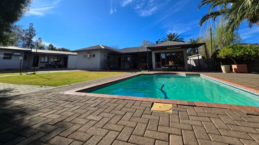 4 Bedroom Property for Sale in Dan Pienaar Free State